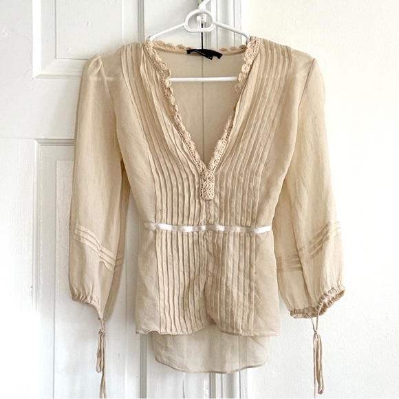 BCBGMaxAzria Tops - BCBGMaxAzria Silk Blouse in Nude Pleats & Ribbon ties. Women’s XS